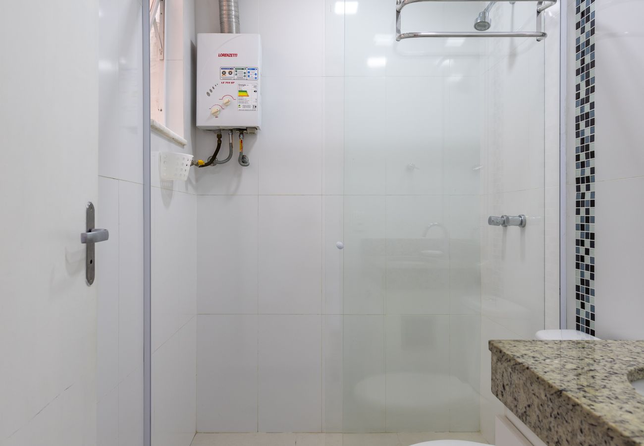 Apartment in Rio de Janeiro - Conforto em Copacabana | 150m da praia | NSC1203
