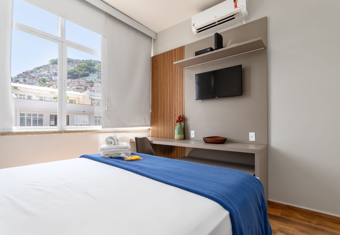 Apartment in Rio de Janeiro - Conforto em Copacabana | 150m da praia | NSC1203