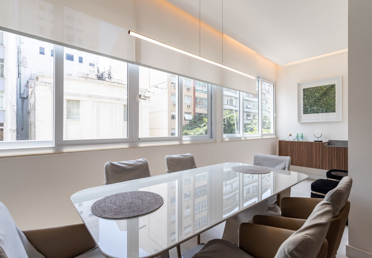 Apartment in Rio de Janeiro - 5 minutos da praia de Ipanema | J303