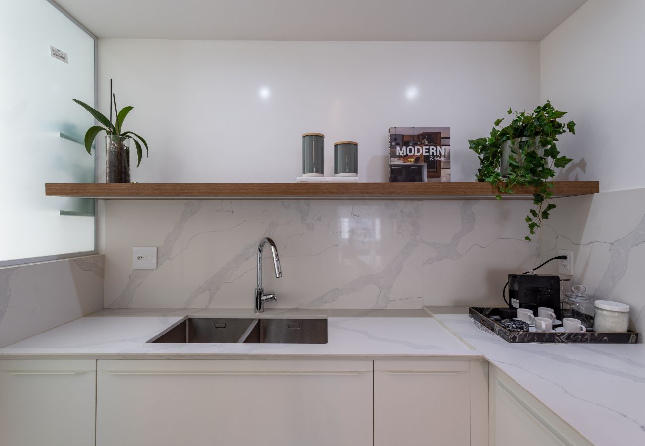 Apartment in Rio de Janeiro - 5 minutos da praia de Ipanema | J303