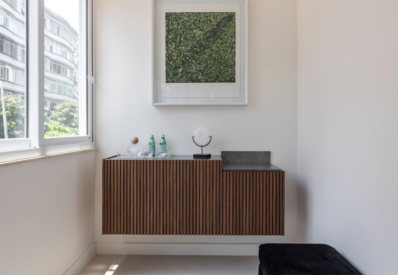 Apartment in Rio de Janeiro - 5 minutos da praia de Ipanema | J303