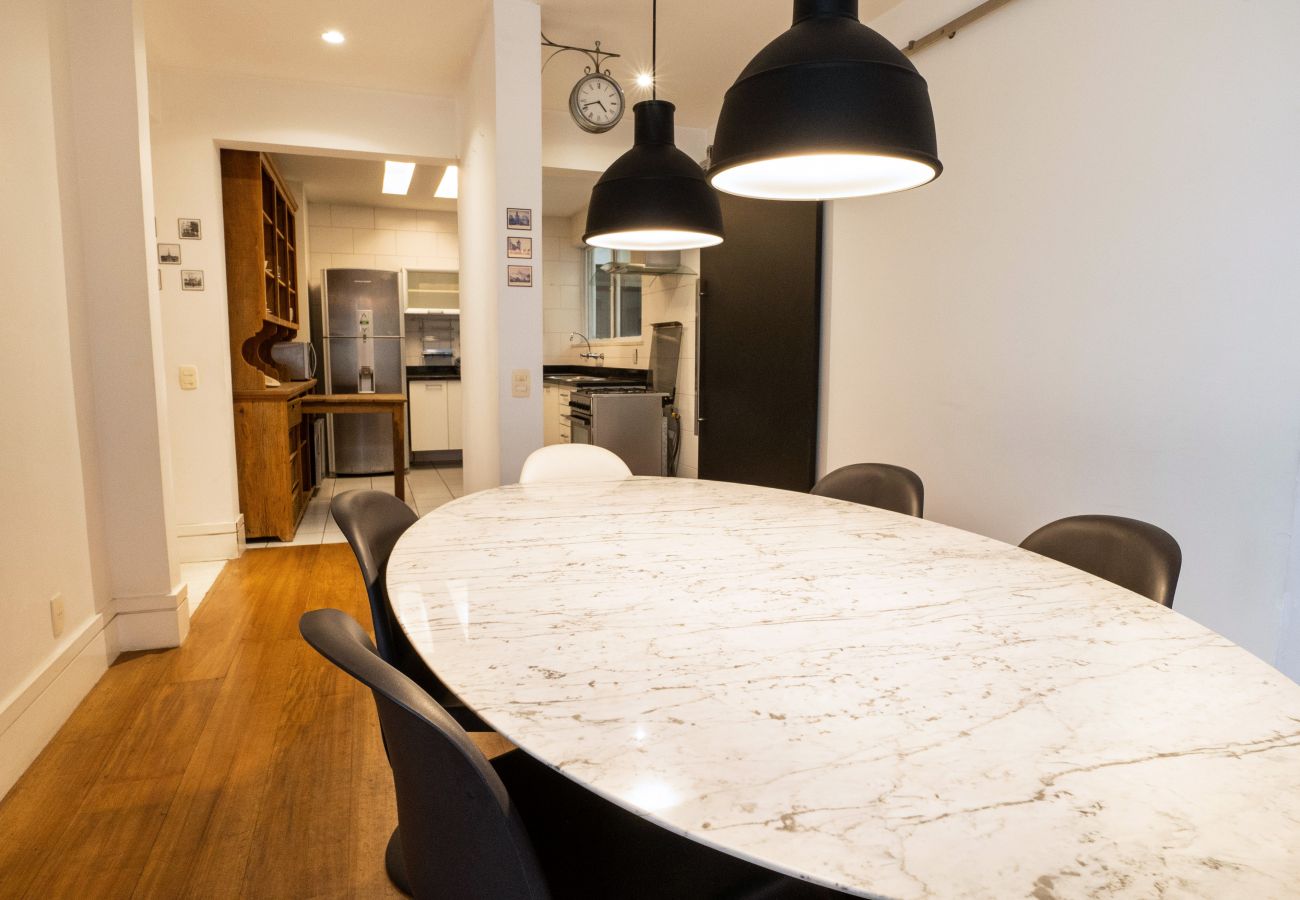 Apartment in Rio de Janeiro - 15 minutos da praia de Leblon | VA202