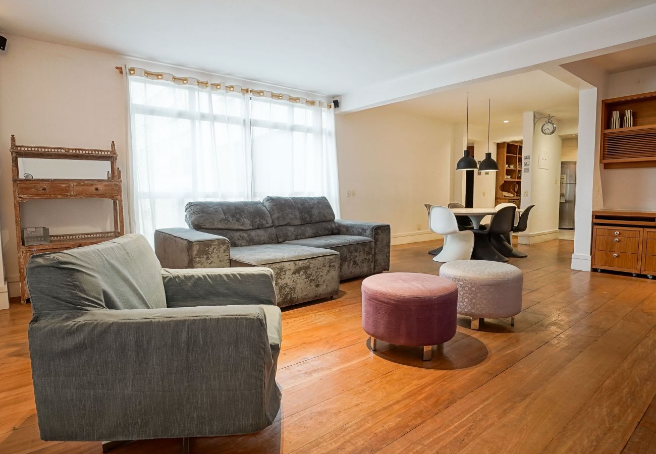 Apartment in Rio de Janeiro - 15 minutos da praia de Leblon | VA202