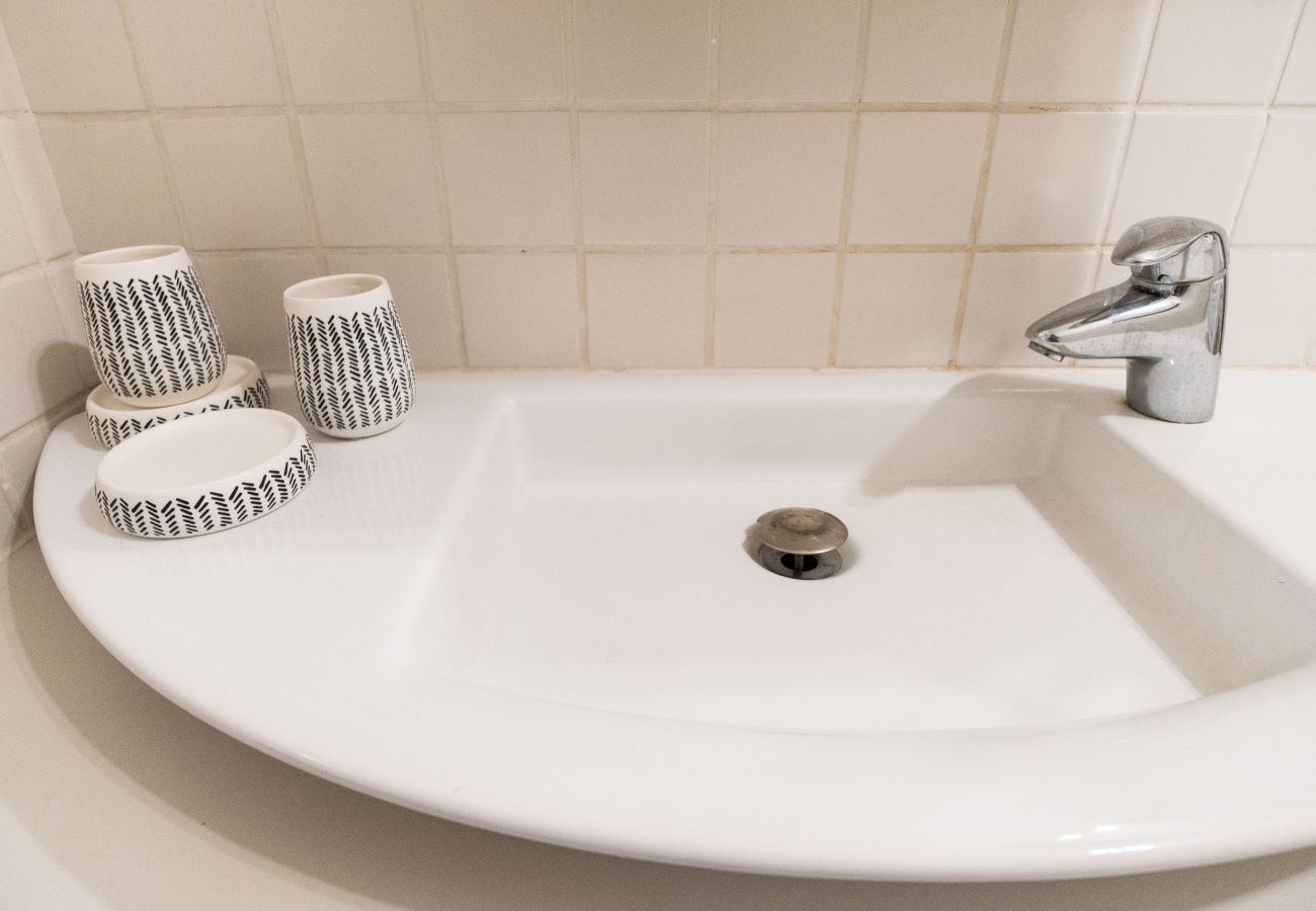 Apartment in Rio de Janeiro - 15 minutos da praia de Leblon | VA202