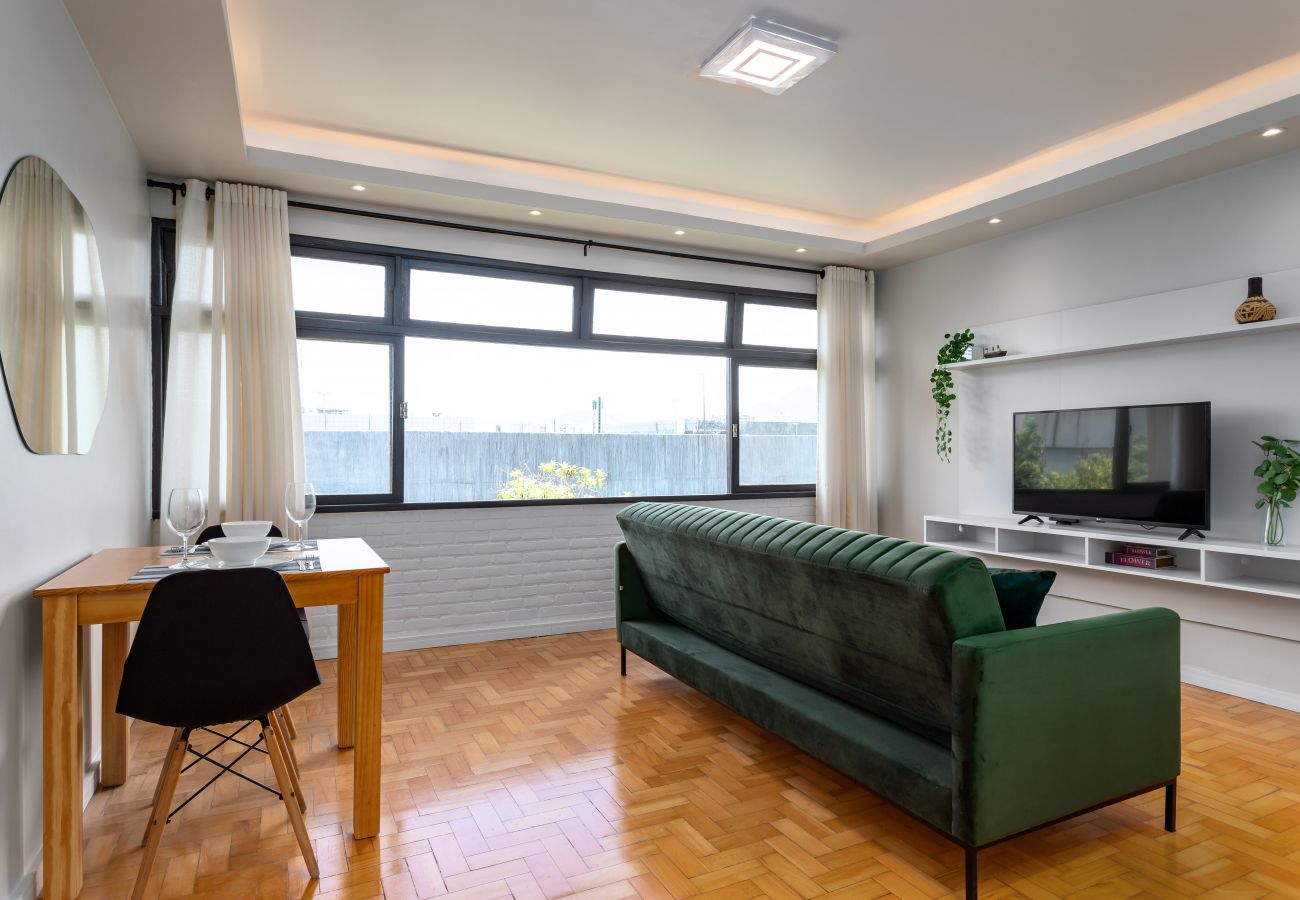 Apartment in Rio de Janeiro - 2 km da Praia da Alvorada, próximo ao Barra Shopping | AM203