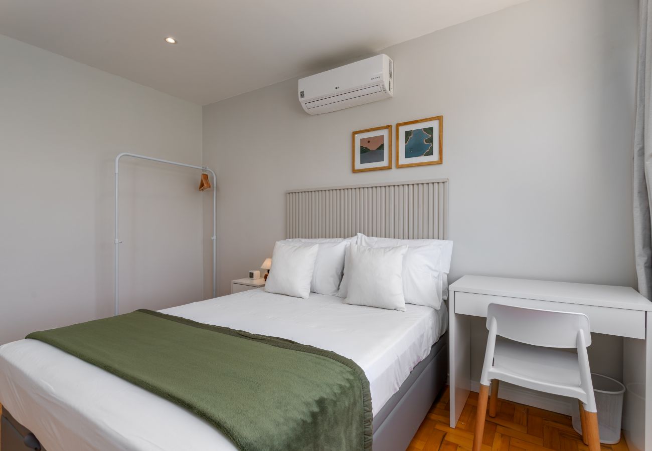 Apartment in Rio de Janeiro - 2 km da Praia da Alvorada, próximo ao Barra Shopping | AM203