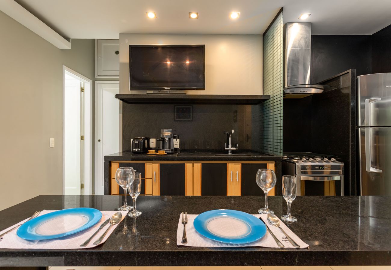 Apartment in Rio de Janeiro - 4 minutos da praia de Copacabana | JN301