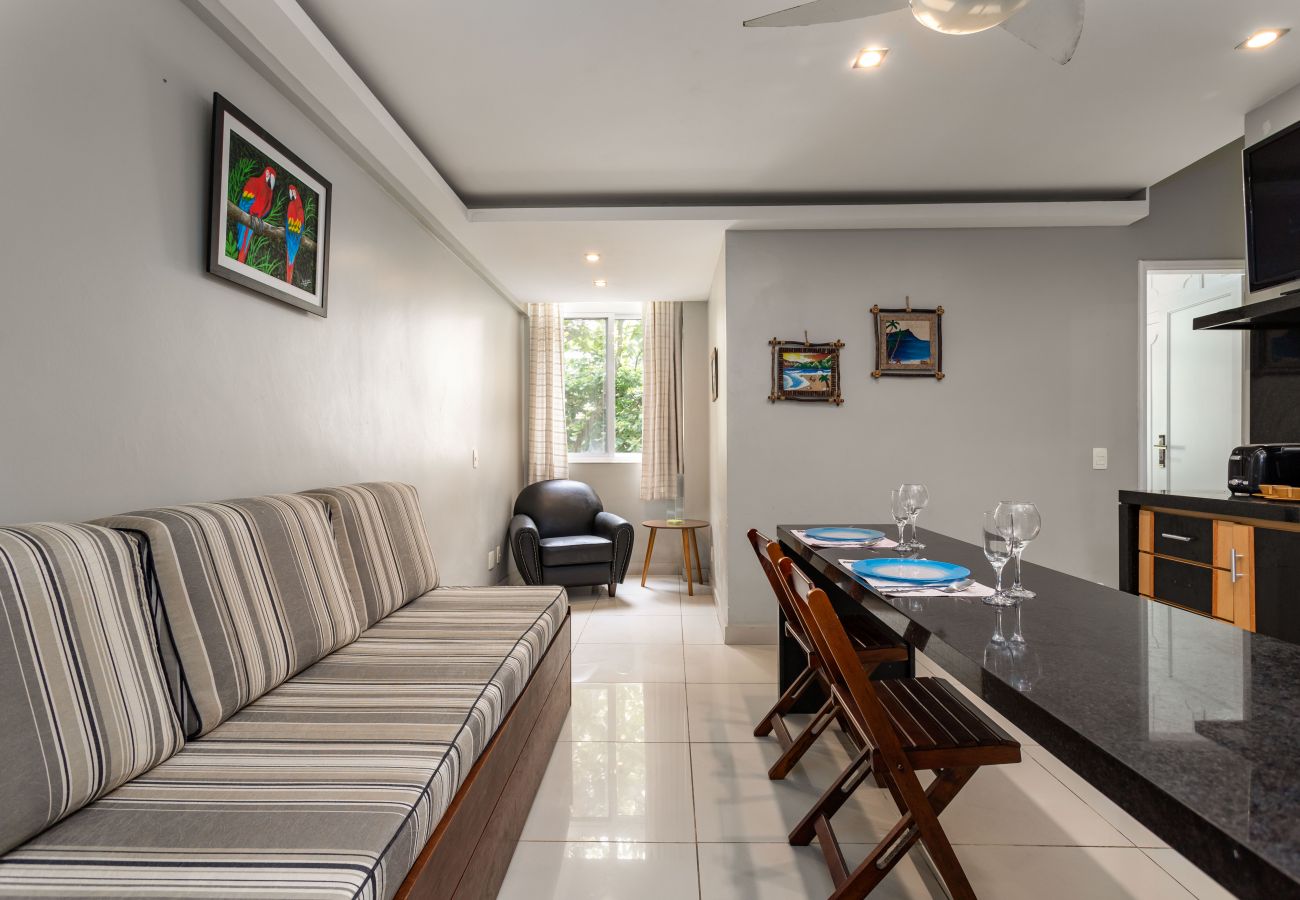 Apartment in Rio de Janeiro - 4 minutos da praia de Copacabana | JN301