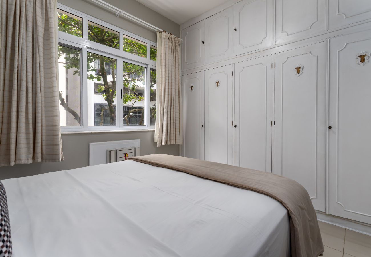 Apartment in Rio de Janeiro - 4 minutos da praia de Copacabana | JN301