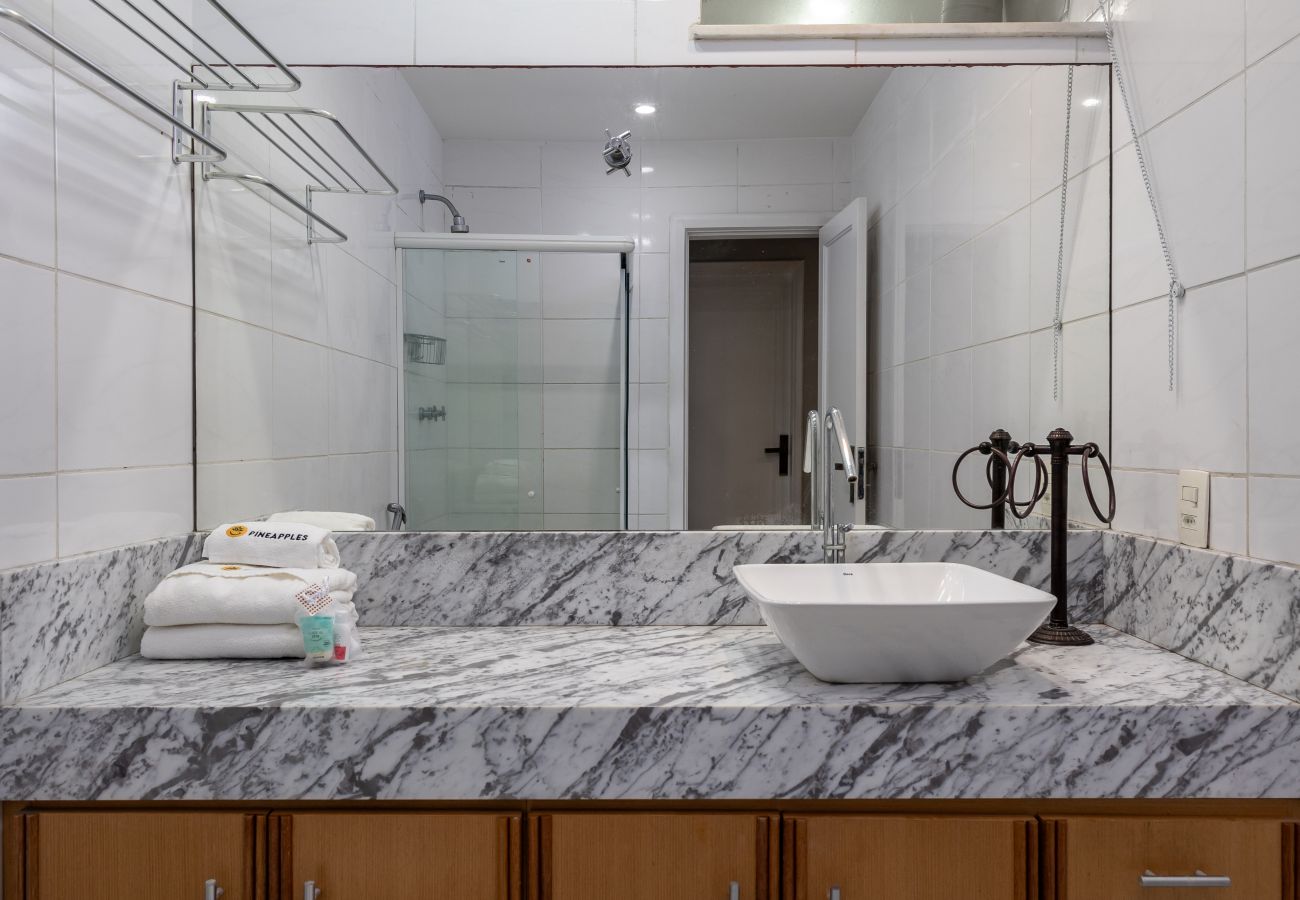 Apartment in Rio de Janeiro - 4 minutos da praia de Copacabana | JN301