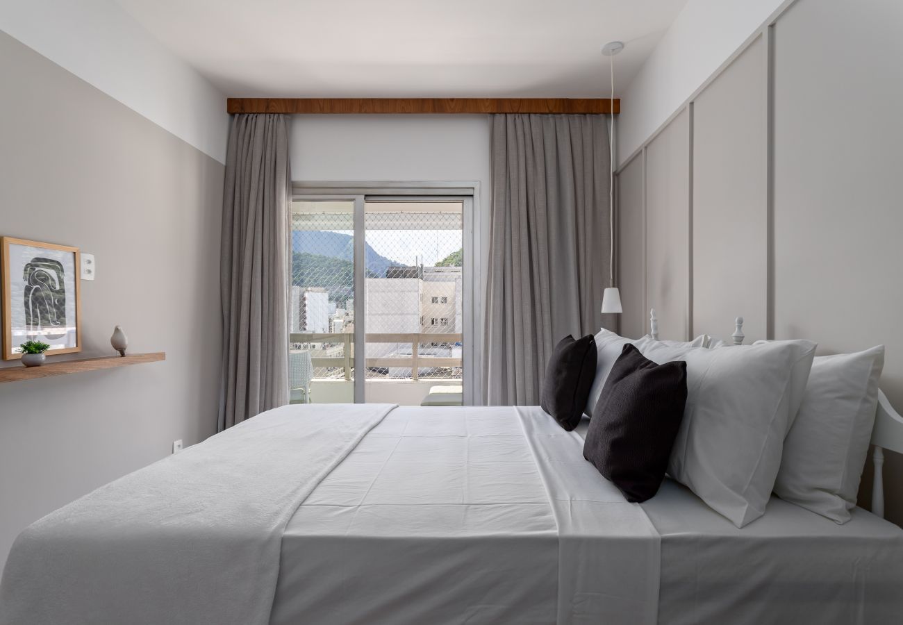 Condohotel in Rio de Janeiro - Conforto em Copacabana | 100m da praia | BR1307
