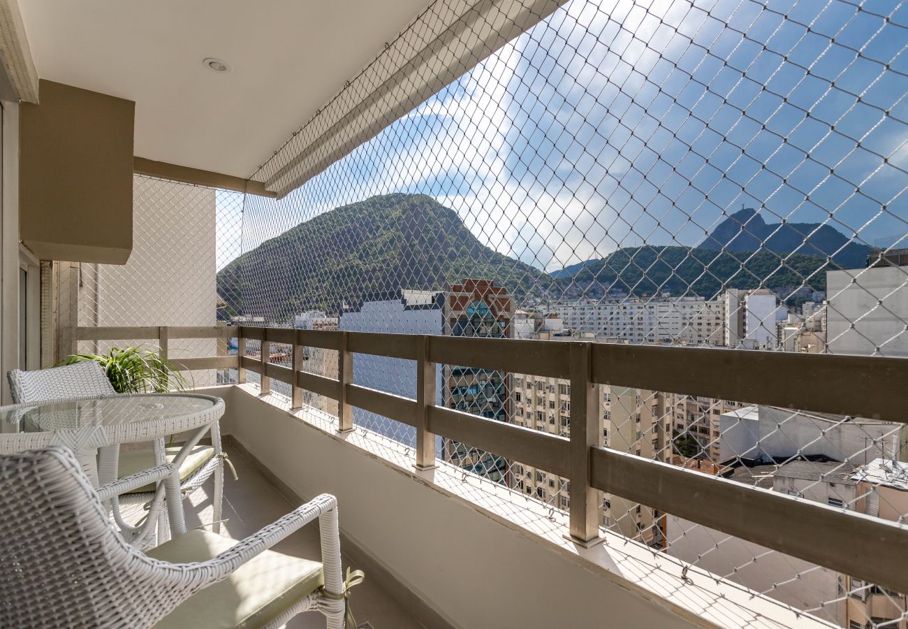 Condohotel in Rio de Janeiro - Conforto em Copacabana | 100m da praia | BR1307