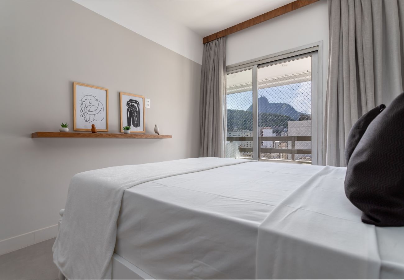 Condohotel in Rio de Janeiro - Conforto em Copacabana | 100m da praia | BR1307