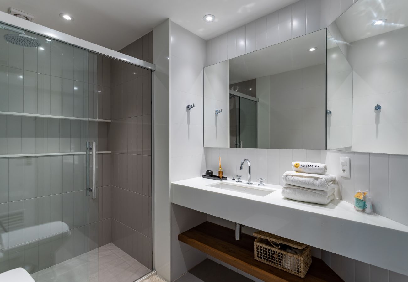 Condohotel in Rio de Janeiro - Conforto em Copacabana | 100m da praia | BR1307