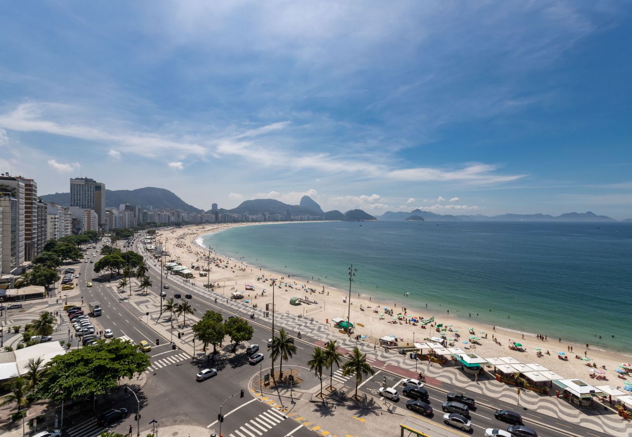 Apartment in Rio de Janeiro - Vista para a praia de Copacabana | A1103