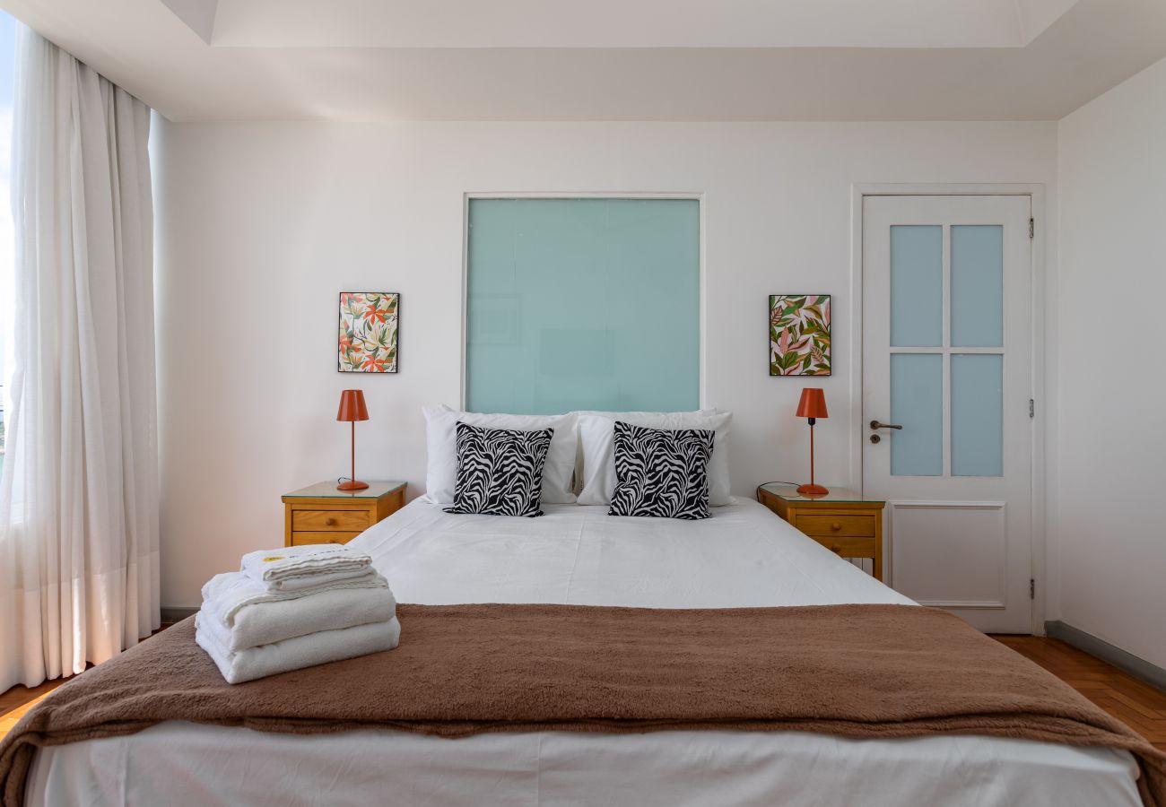 Apartment in Rio de Janeiro - Vista para a praia de Copacabana | A1103