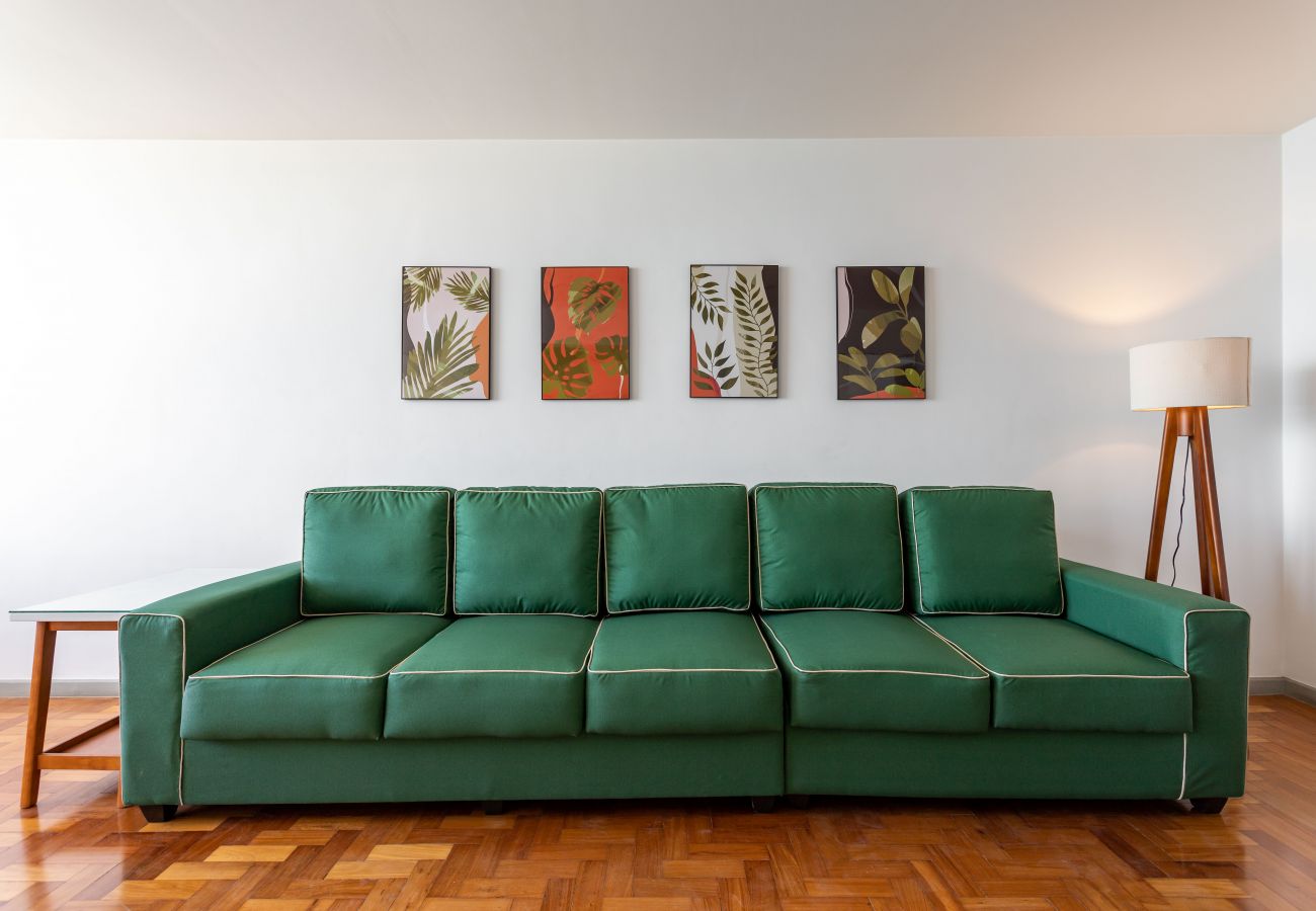Apartment in Rio de Janeiro - Vista para a praia de Copacabana | A1103