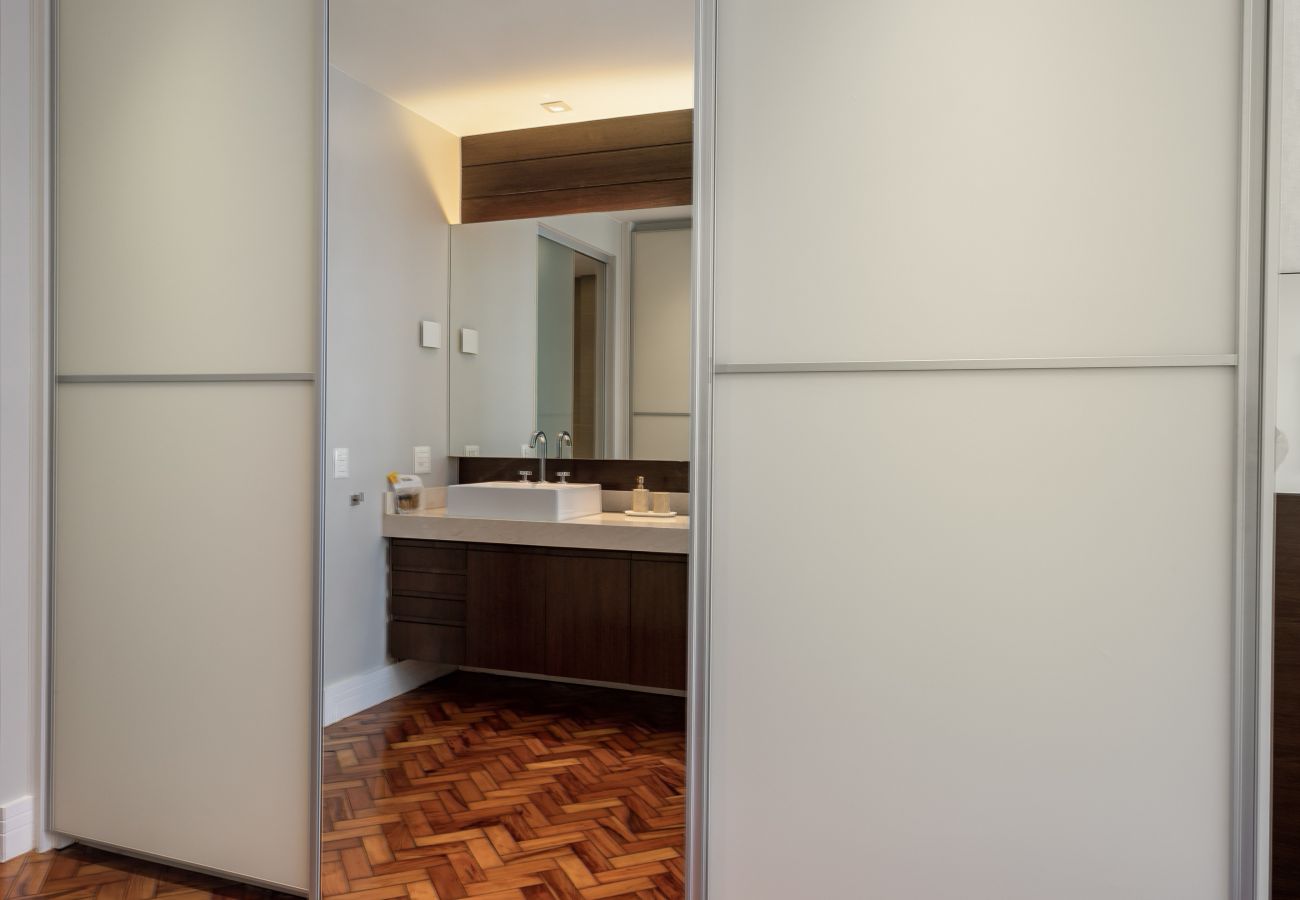 Apartment in Rio de Janeiro - Para familias a 4 minutos da praia de Copacabana | NSC605
