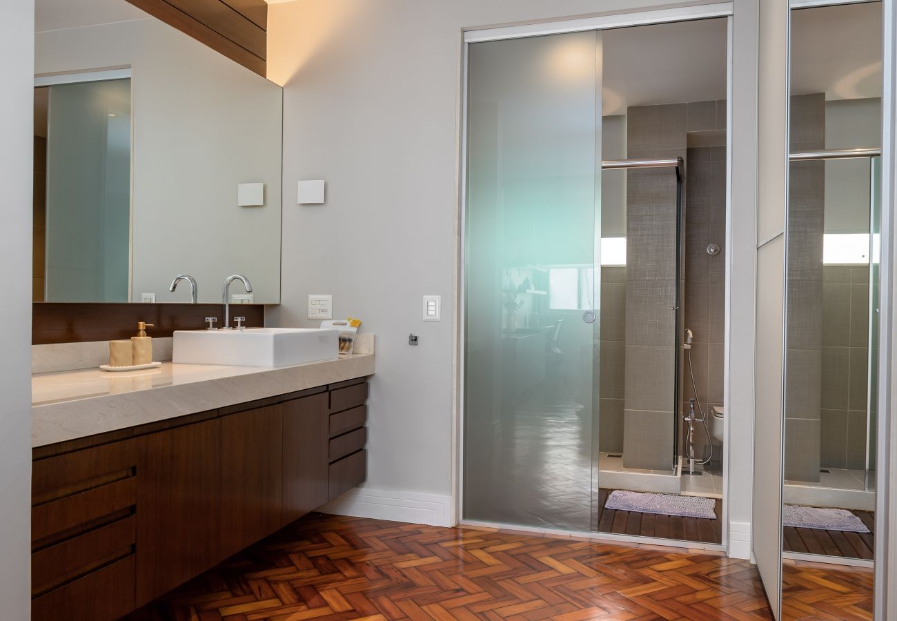 Apartment in Rio de Janeiro - Para familias a 4 minutos da praia de Copacabana | NSC605