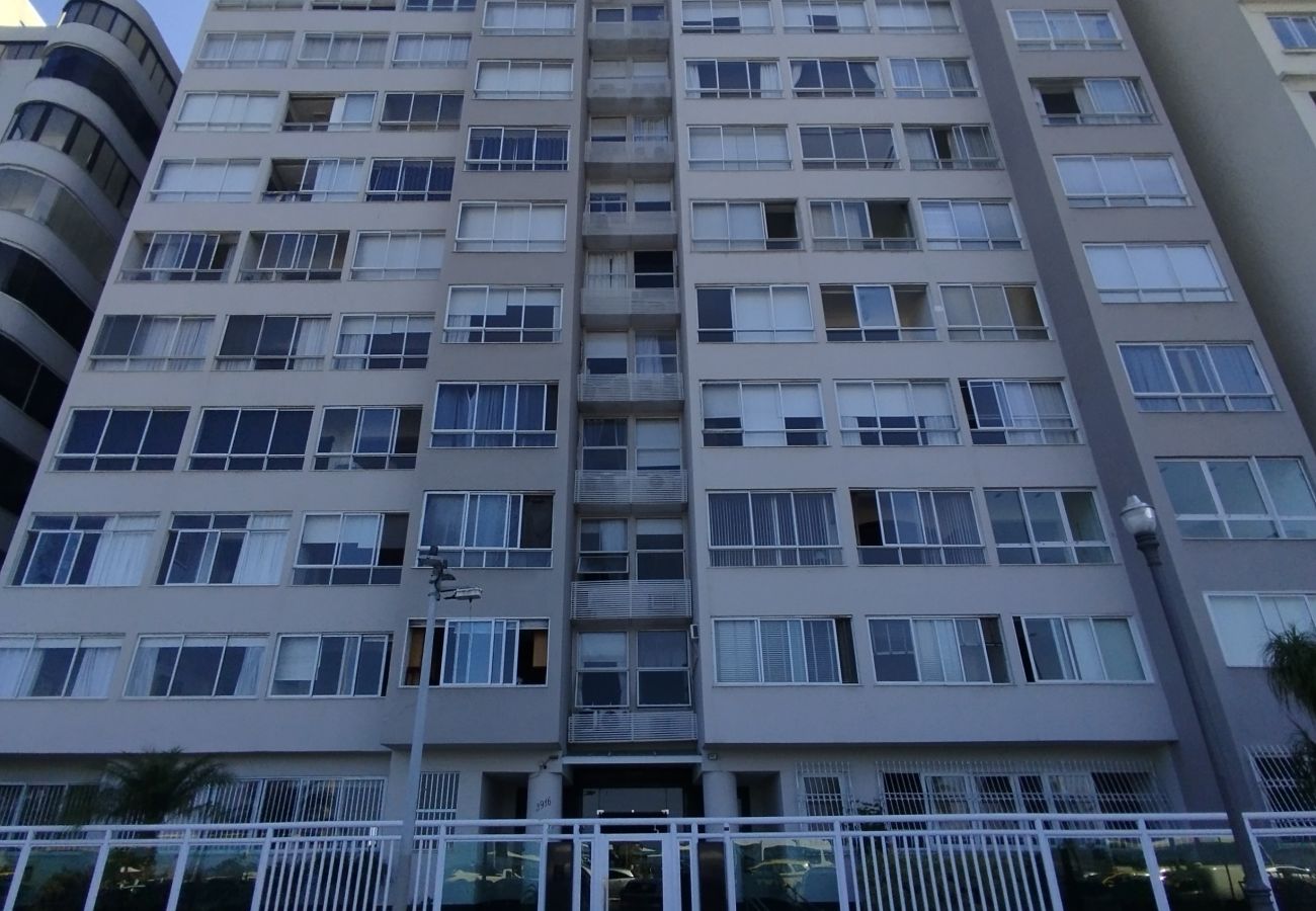 Apartment in Rio de Janeiro - 2 minutos da praia de Copacabana | A801