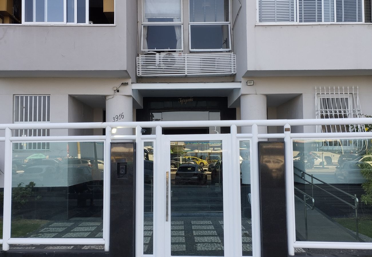 Apartment in Rio de Janeiro - 2 minutos da praia de Copacabana | A801