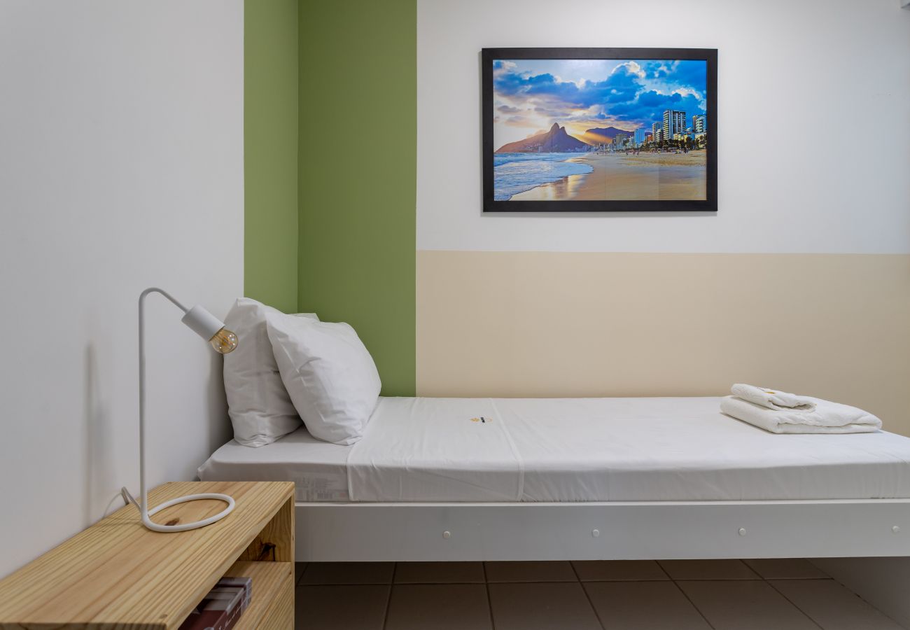 Apartment in Rio de Janeiro - Beleza no Recreio | Para 5 pessoas | SA201 