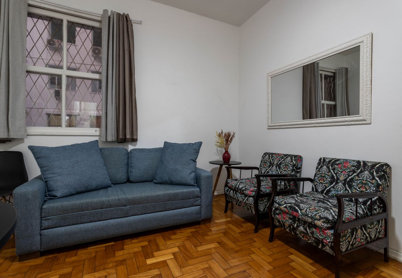 Apartment in Rio de Janeiro - 6 minutos da Praia de Copacabana | EL108