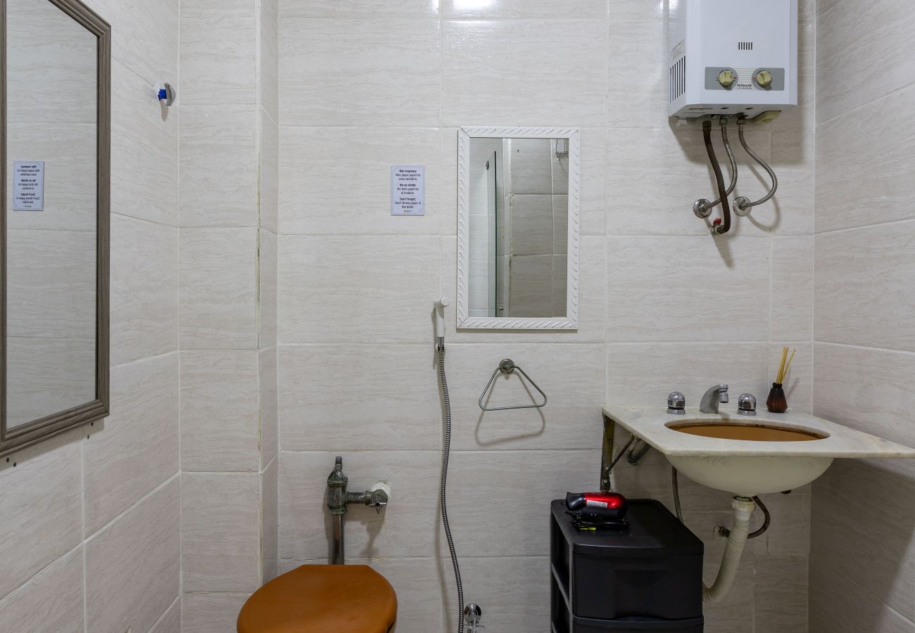 Apartment in Rio de Janeiro - 6 minutos da Praia de Copacabana | EL108