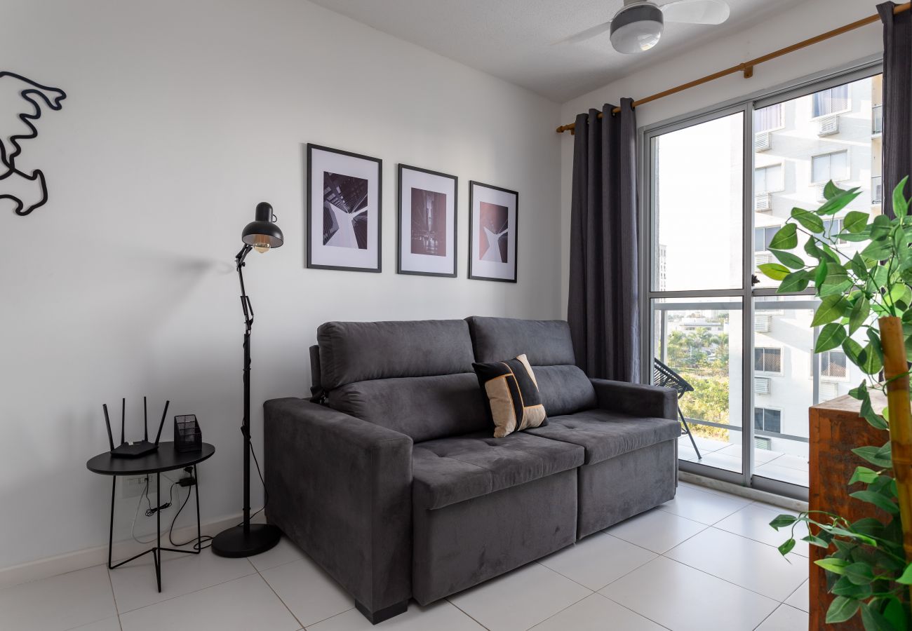 Apartment in Rio de Janeiro - Charme na Barra da Tijuca | Ótimo wifi | SA508