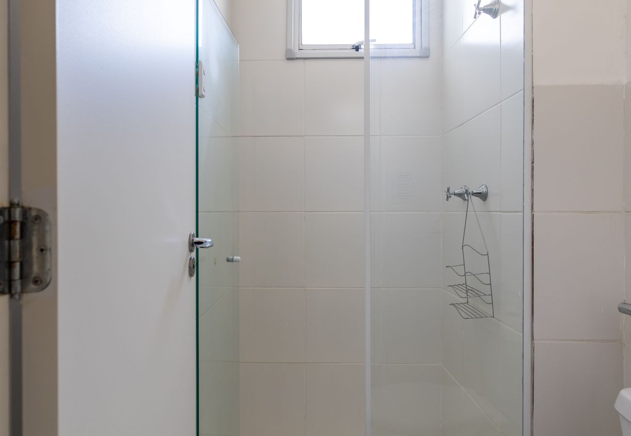 Apartment in Rio de Janeiro - Charme na Barra da Tijuca | Ótimo wifi | SA508