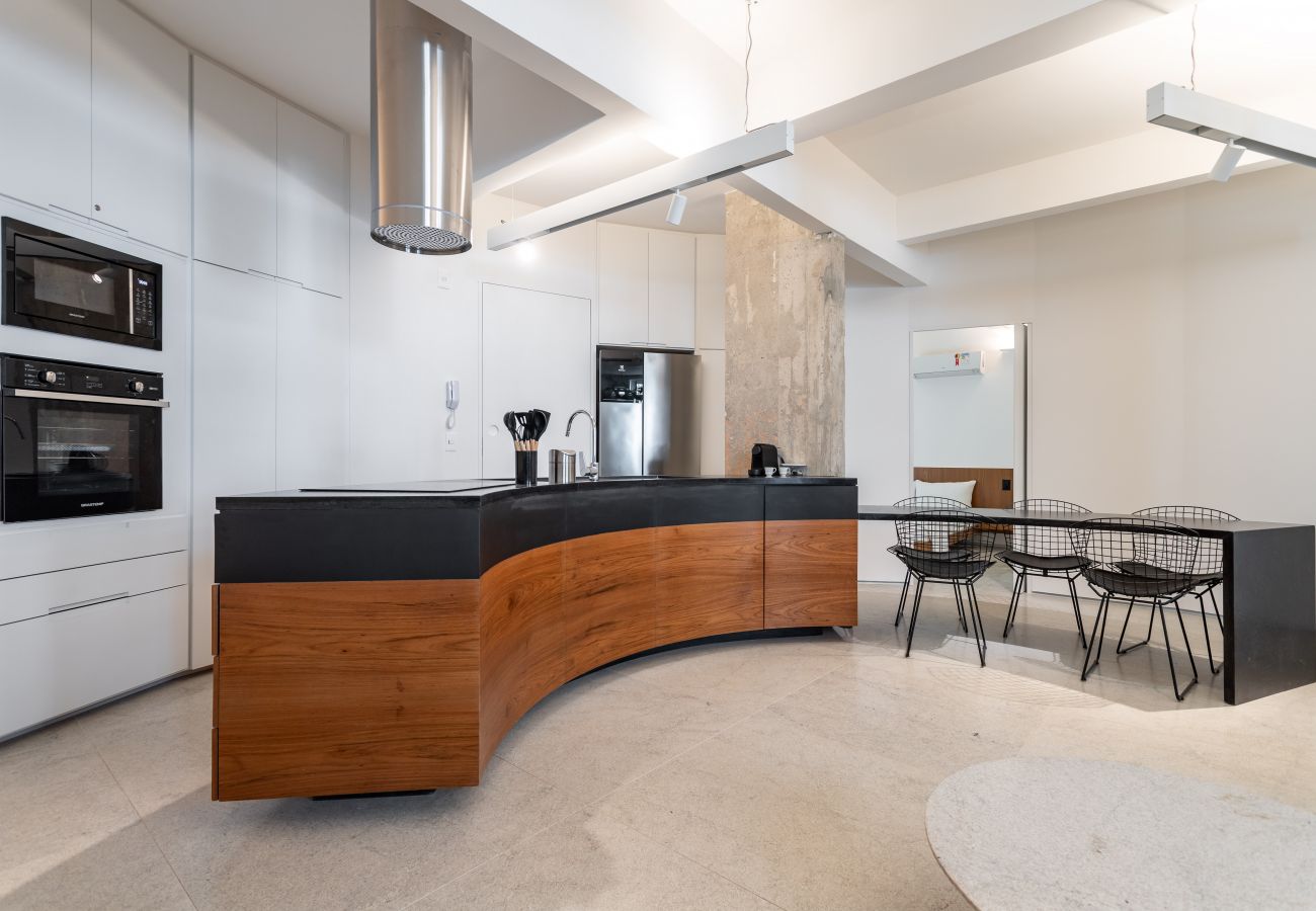 Apartment in Rio de Janeiro - Maravilhoso em Copacabana | 2 quartos | NSC501B 