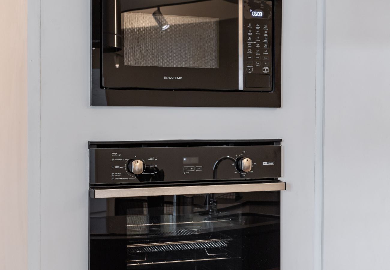 Apartment in Rio de Janeiro - Maravilhoso em Copacabana | 2 quartos | NSC501B 