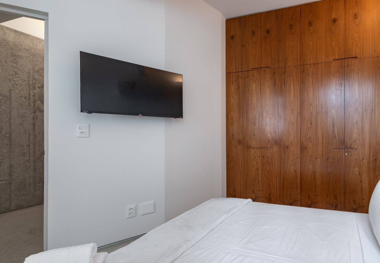 Apartment in Rio de Janeiro - Maravilhoso em Copacabana | 2 quartos | NSC501B 