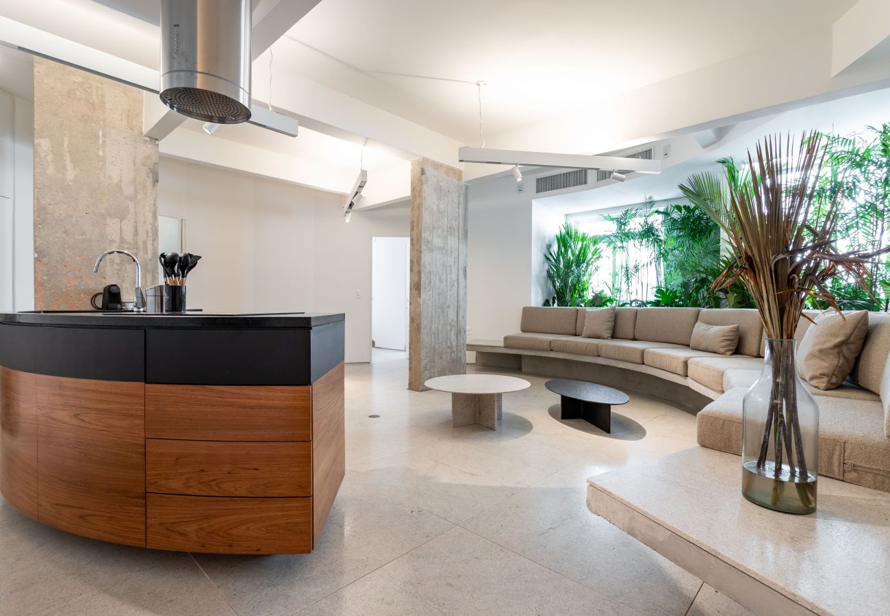 Apartment in Rio de Janeiro - Maravilhoso em Copacabana | 2 quartos | NSC501B 