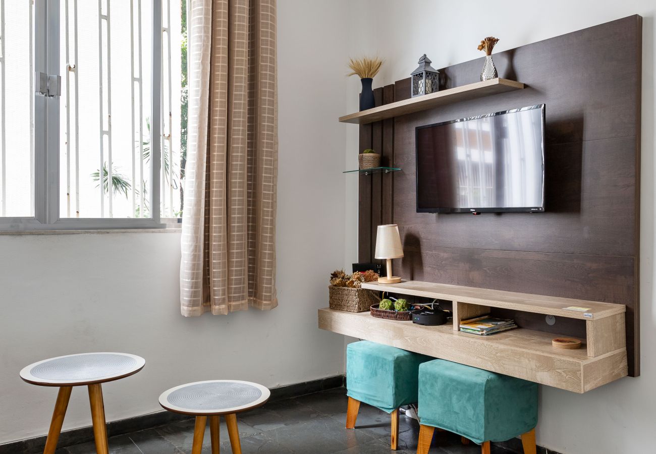 Apartment in Rio de Janeiro - Conforto em Botafogo |Ideal para casais| LM108 