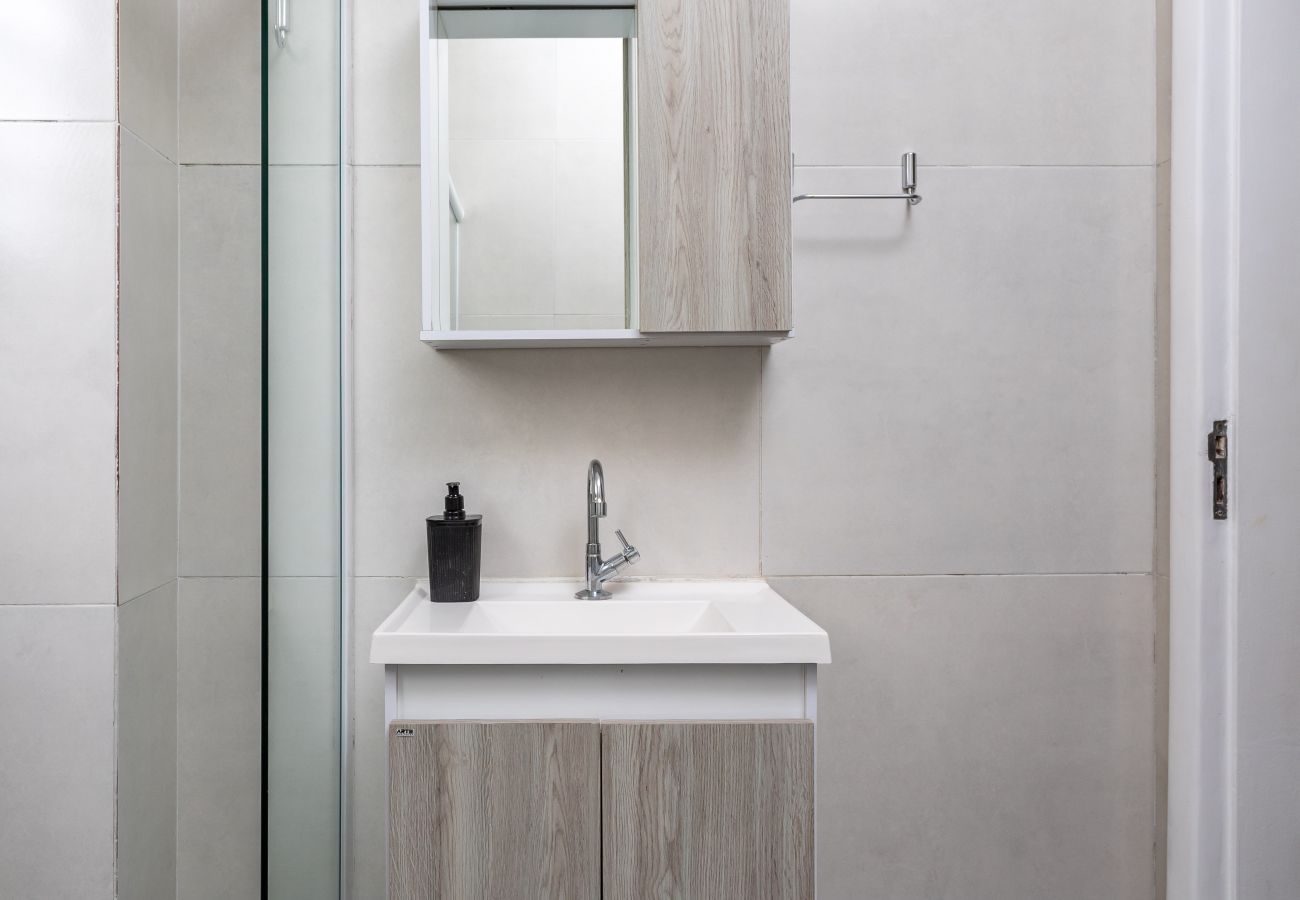 Apartment in Rio de Janeiro - Conforto em Botafogo |Ideal para casais| LM108 