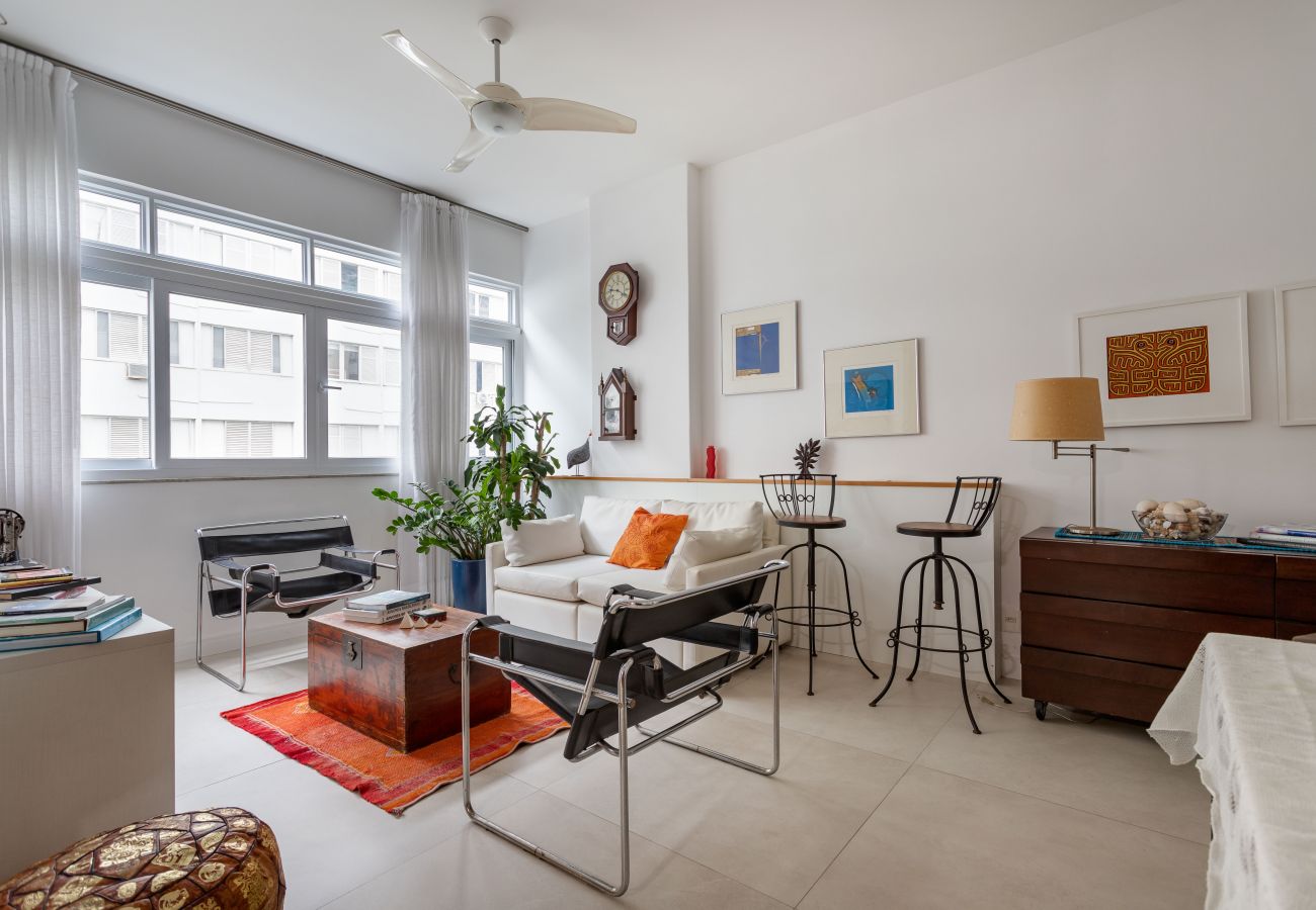 Apartment in Rio de Janeiro - 3 minutos da praia do Leme | GRC701