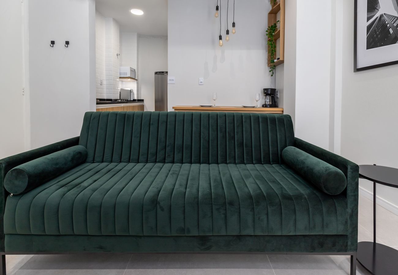 Apartment in Rio de Janeiro - Próximo ao metro e 20 minutos do Maracanã | CV410