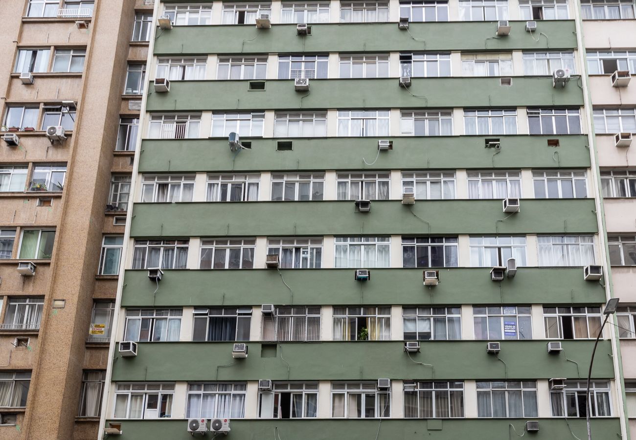Apartment in Rio de Janeiro - Aconchego em Copa | Decoração clássica | BR911 
