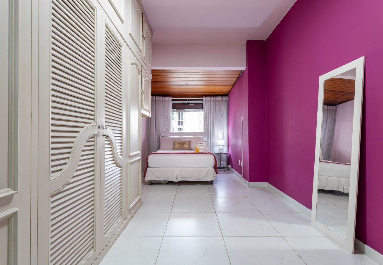 Apartment in Rio de Janeiro - Charme em Copa | Ótimo para casais | MVC1103