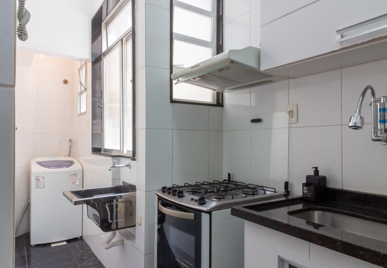 Apartment in Rio de Janeiro - Charme em Copa | Ótimo para casais | MVC1103