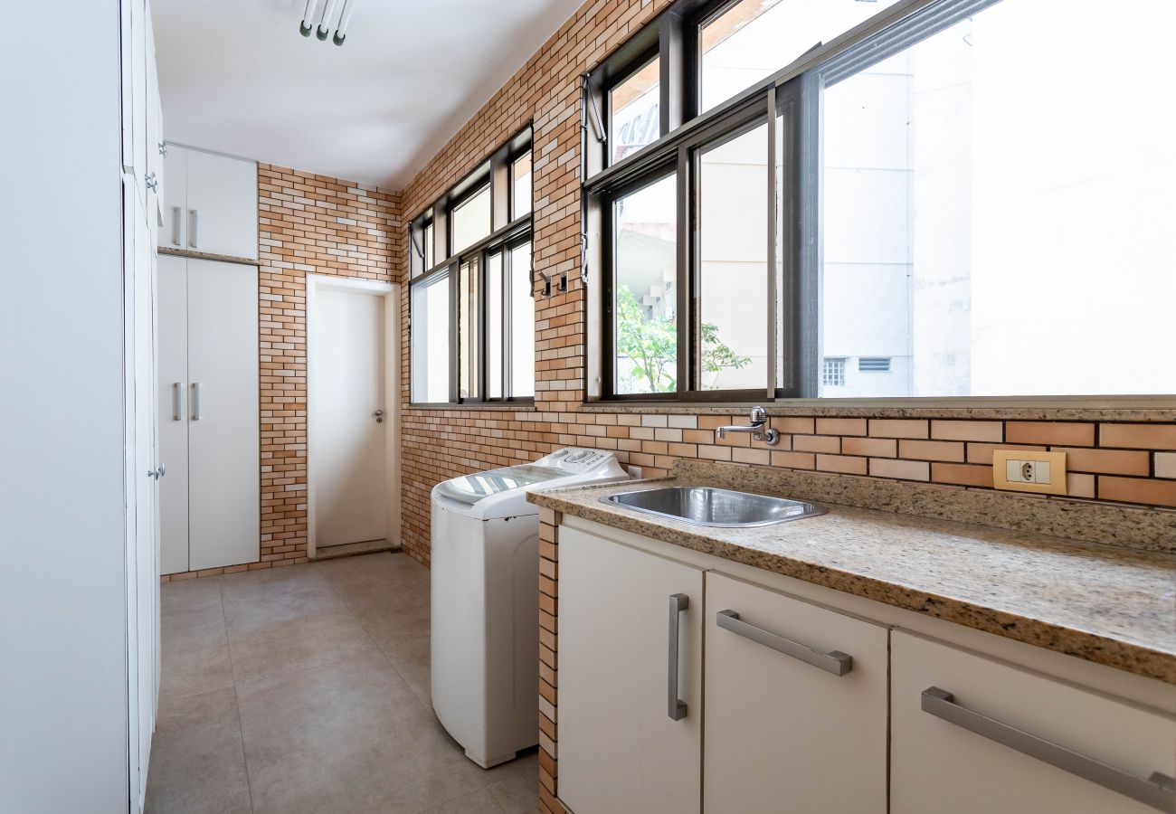 Apartment in Rio de Janeiro - Vista para o mar, 2 minutos da praia | FMS502