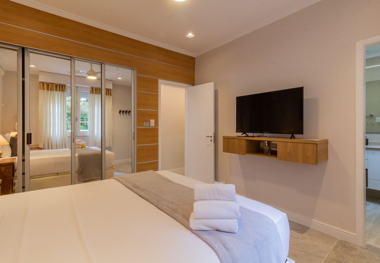 Apartment in Rio de Janeiro - Vista para o mar, 2 minutos da praia | FMS502