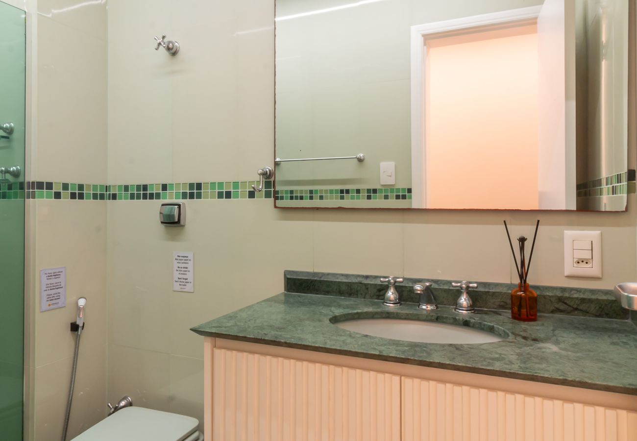 Apartment in Rio de Janeiro - Vista para o mar, 2 minutos da praia | FMS502