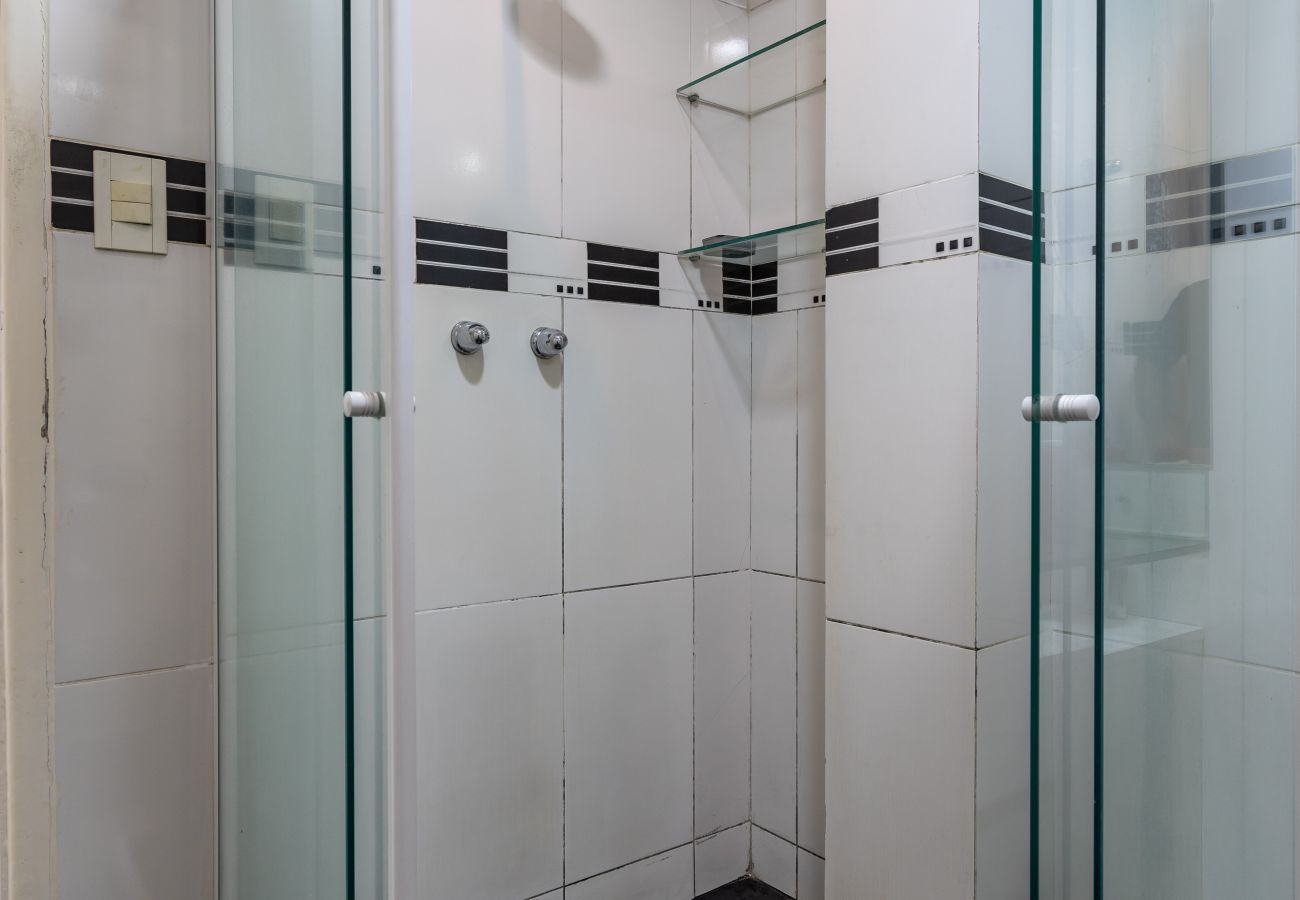 Apartment in Rio de Janeiro - Perfeito em Copacabana |Quarto confortável| BR401 