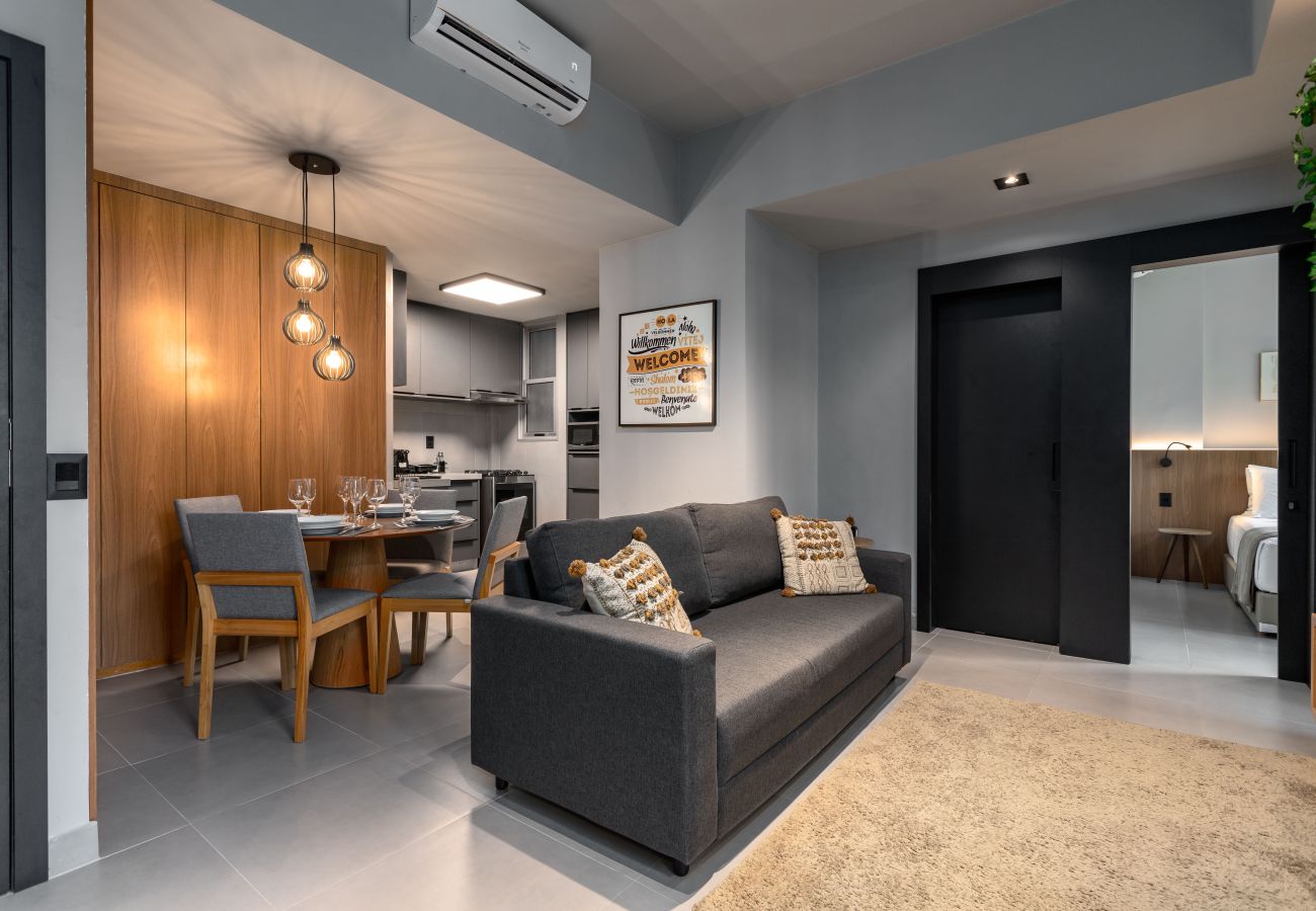 Apartment in Rio de Janeiro - 5 minutos da Praia do Leblon | AP302