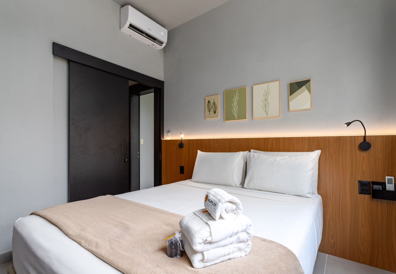 Apartment in Rio de Janeiro - 5 minutos da Praia do Leblon | AP302
