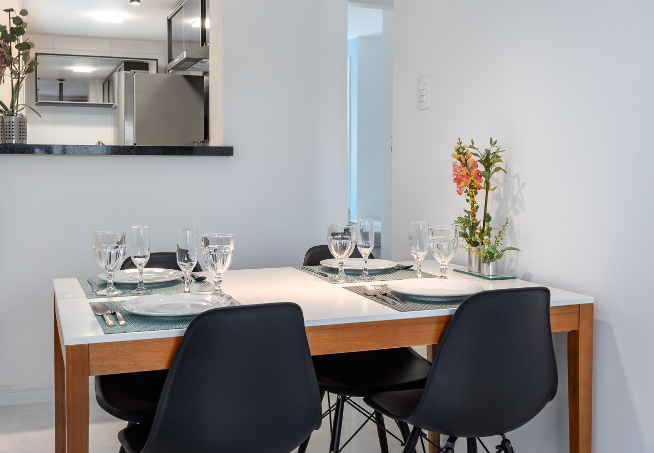 Apartment in Rio de Janeiro - Charme em Botafogo | Bem decorado | SCT1202 