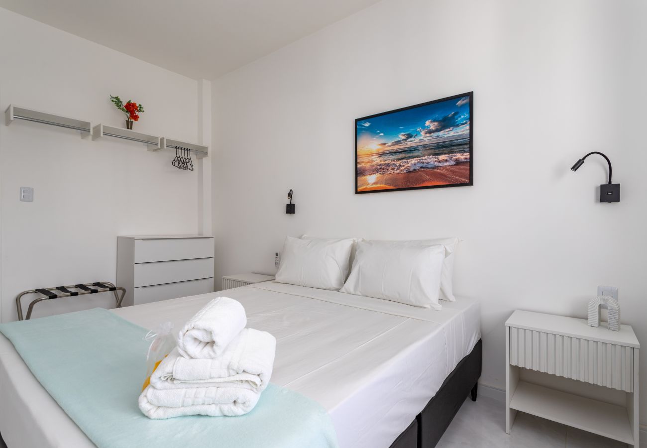 Apartment in Rio de Janeiro - Charme em Botafogo | Bem decorado | SCT1202 