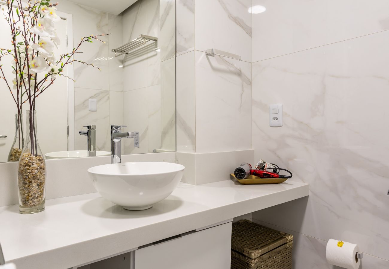 Apartment in Rio de Janeiro - Charme em Botafogo | Bem decorado | SCT1202 